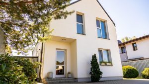 Maison familiale : les critères essentiels pour choisir un constructeur