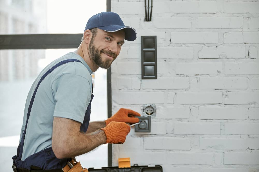 Préparer le CAP Électricien en ligne sans quitter votre empl